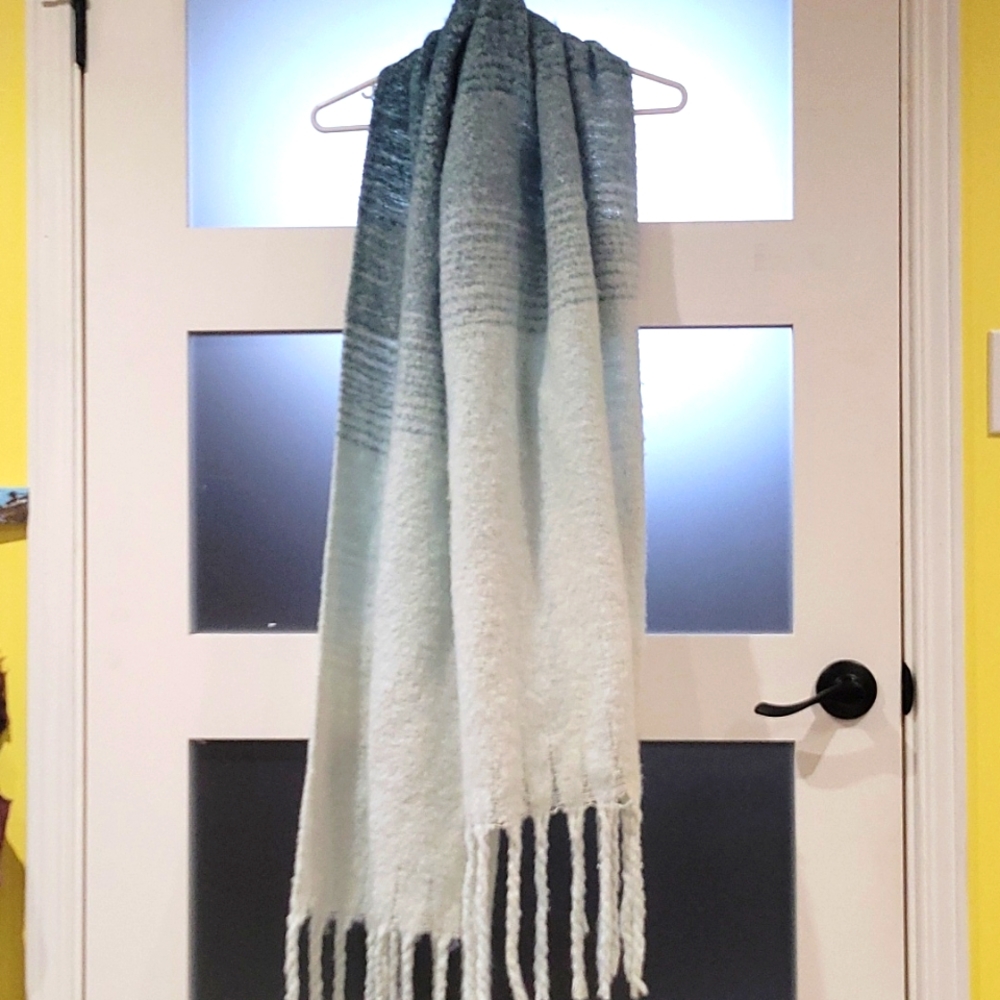 Extra large blanket scarf